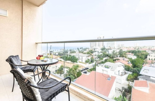 Herzliya Pituach Apartment | Herzliya Seaside Charming Home