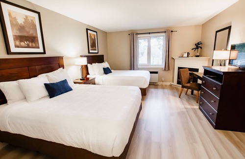 Zurich Hotel | Hessenland Inn & Schatz Winery