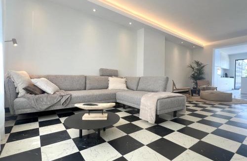 Opglabbeek House | Hestia