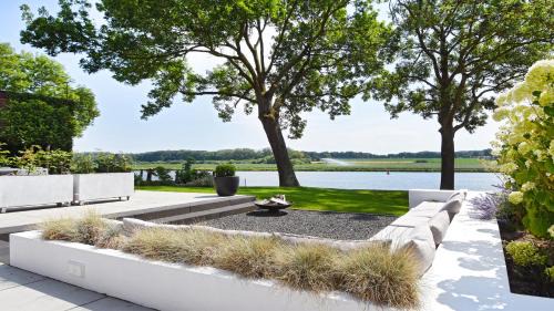Kessel Bed & Breakfast | Het Raadhuys - design B&B