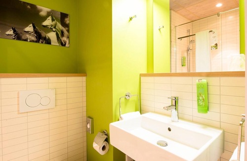 Piding Hotel | Hey Lou Hotel Piding