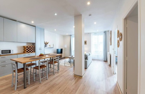 Quartier Chorier-Berriat Apartment | #HF | La Gare aux 400 Couverts 🚅 | Station, GEM, Tramway