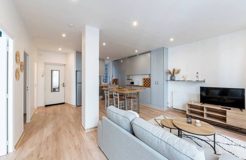 Quartier Chorier-Berriat Apartment | #HF | La Gare aux 400 Couverts 🚅 | Station, GEM, Tramway
