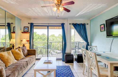 Folly Field Apartment | HH Beach & Tennis 212C