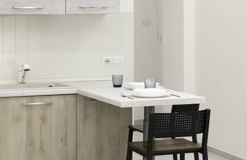 Cagliari Apartment | HH La Suite Cagliari - WIFI Center