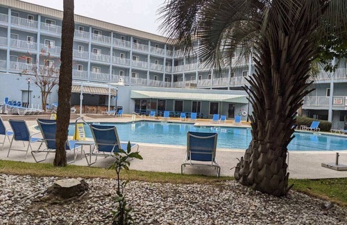 Palmetto Dunes Condo | HHR 3306 -Cozy 2 bed/2 bath condo with beach access and 3 pools