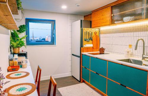 Heukseok-dong House | HHZib, homestay on a hill in the heart of Seoul - 'BEST SEOUL STAY 2024-25' by Seoul