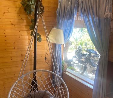 Phuong 10 Hotel | Hiên Nhà Có Hoa - The Garden Reborn