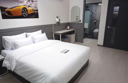 Pyeongtaek Hotel | Hi& Hotel