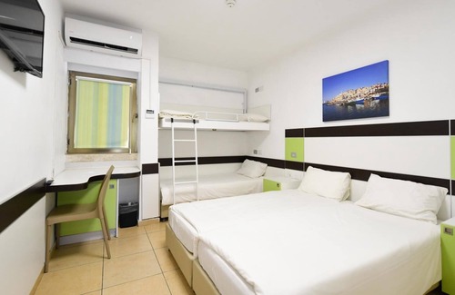Yehuda Hamaccabi Hotel | HI Tel Aviv
