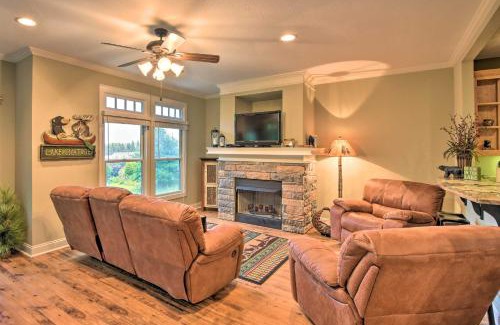 Hiawassee House | Hiawassee Haven on Lake Chatuge with Boat Slip!