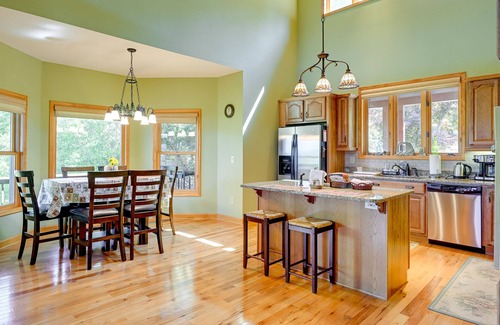 Hiawassee House | Hiawassee Vacation Rental: 1 Mi to Lake Chatuge!