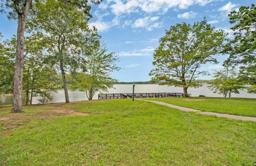 Lake Tansi Apartment | Hiawatha East Lake Tansi