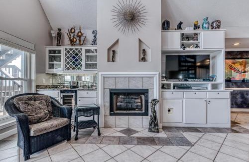 Fort Morgan House | Hibearnation - a place to Relax, Refresh and Dream