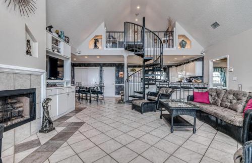 Fort Morgan House | Hibearnation - a place to Relax, Refresh and Dream