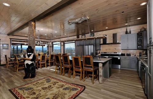 Sevierville Cabin | Hibernation Retreat - Luxury Pool & Mountain Views