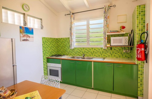 Malendure House | HIBISCUS (1 to 2 people)