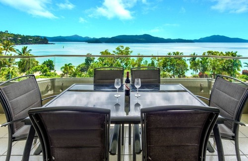 Hamilton Island Apartment | Hibiscus 207 & Free Buggy - Hamilton Island