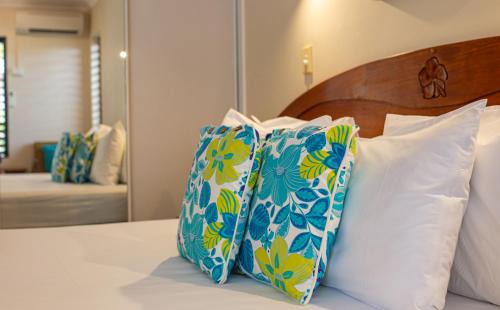 Port Douglas Apartment | Hibiscus 52 - Fabulous Location 3 minutes walk to beach and Macrossan St