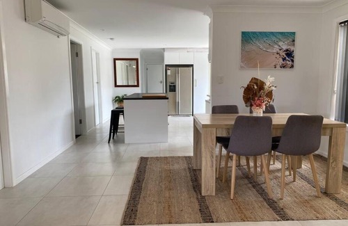 Tuncurry House | Hibiscus Home