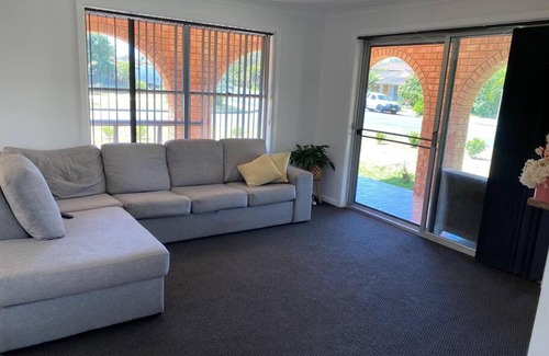 Tuncurry House | Hibiscus Home