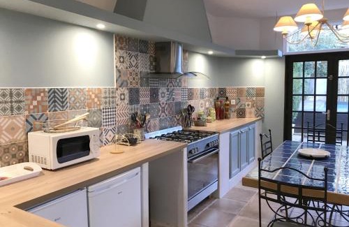 Carcassonne Apartment | Hibiscus House