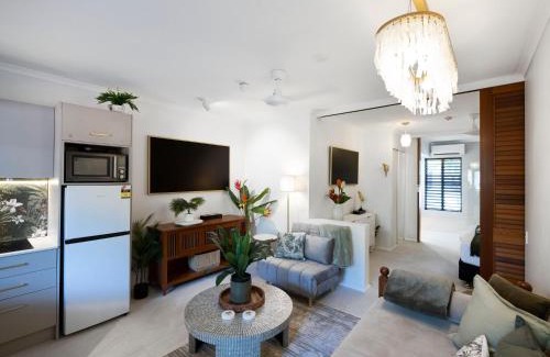 Port Douglas Resort | Hibiscus Resort & Spa - Official Onsite Reception & Check In