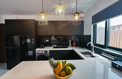 Martintar Hotel | Hibiscus Suites And Residences