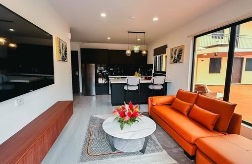 Martintar Hotel | Hibiscus Suites And Residences
