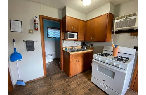 Pittsburg House | Hickory Grove Hideaway - Cabin 2