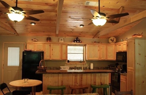 Broken Bow Cabin | Hickory Ridge Cabin - Secluded Luxury Near Lake/Trout Fishing!