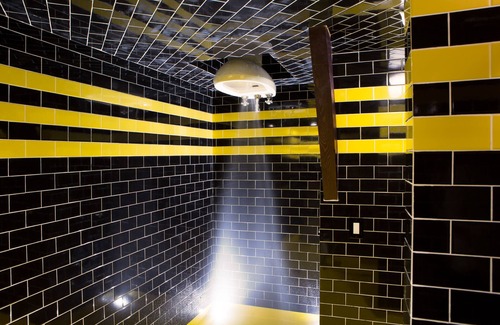 Pine Cove Hotel | Hicksville Pines Chalets & Motel