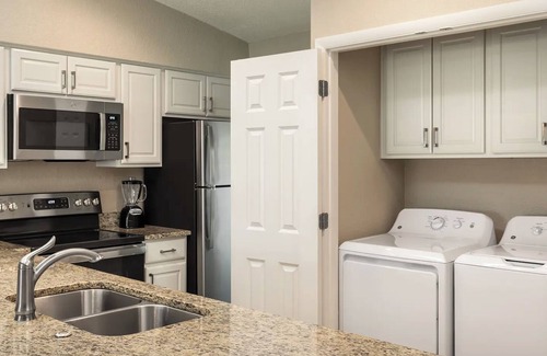 Orange Lake Condo | HICV @ Orange Lake Resort 2BR Suite Saturday Check-In