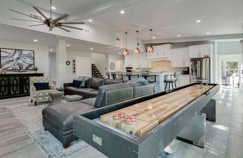 Sherman House | Hidden Country Oasis in Sherman, Texas