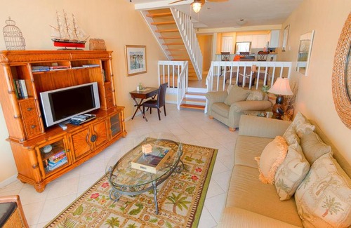 Holmes Beach Apartment | Hidden Cove 5