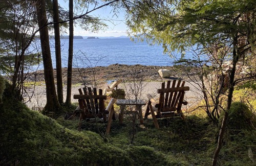 Ketchikan House | Hidden Cove Beach House- Ketchikan's Premiere Vacation Rental!