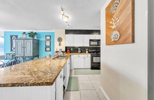 Miramar Beach Condo | Hidden Dunes Gulfside 206 - Beachfront View-Pool