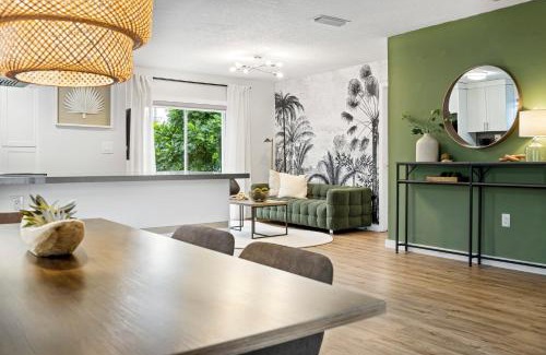 Cutler Bay Apartment | Hidden Garden: A Serene Miami Escape