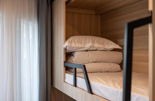Pudong Hostel | Hidden Garden Youth Hostel -Oriental Pearl &Lujiazui -Garden Social Area -Bar -Café -Free Laundry Luggage Storage -24H Front Desk -English Service