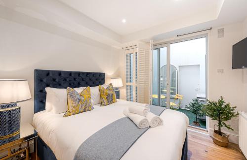 Knightsbridge Apartment | Hidden Gem 2Bd 2Bth Apartment Tucked Away in Belgravia
