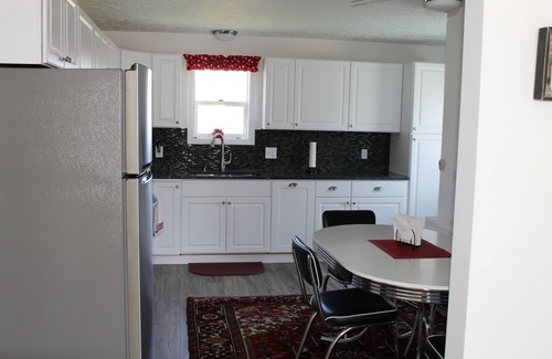 Ellsworth Apartment | HIDDEN GEM !5 MILE TO Beach, 14 Mile to Acadia, Shopping, Bar Harbor, Hiking,