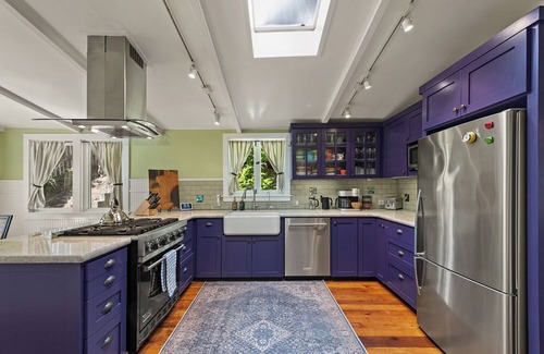 Occidental House | Hidden Gem ~ Charming Craftsman in Freestone