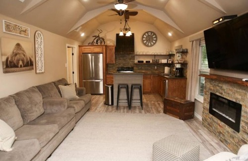 Palestine Cottage | Hidden Gem Cottages