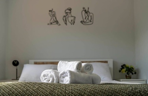Gowrie House | Hidden Gem In Gowrie