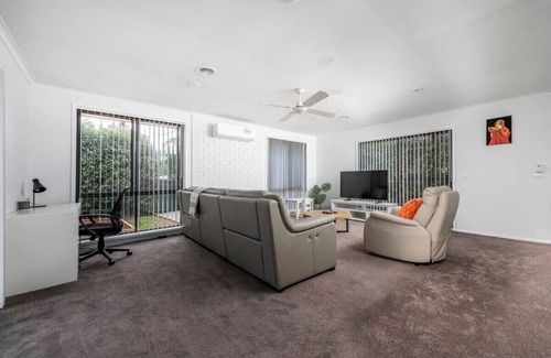 Gowrie House | Hidden Gem In Gowrie