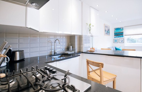 Queen's Gate Apartment | Hidden gem in Kensington, Central London