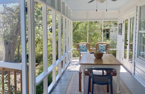 Saint Teresa House | Hidden Gem of St. Teresa Beach, Fl - 2/2 + bonus room
