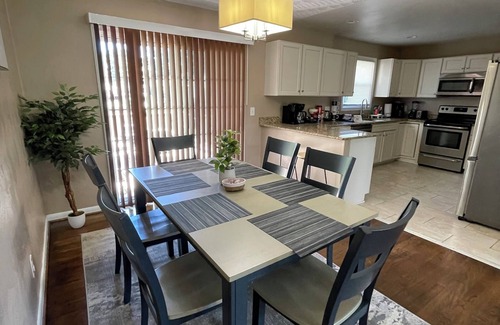 Portsmouth House | Hidden Gem spacious 4 bedroom cozy home fenced in yard
