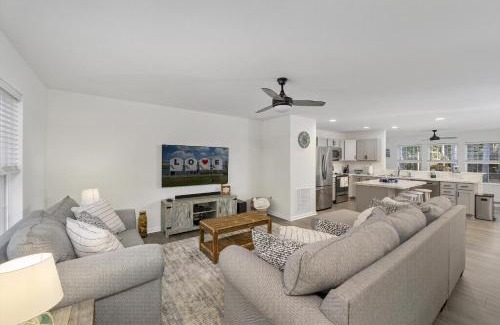 Captain's Cove House | Hidden Gem