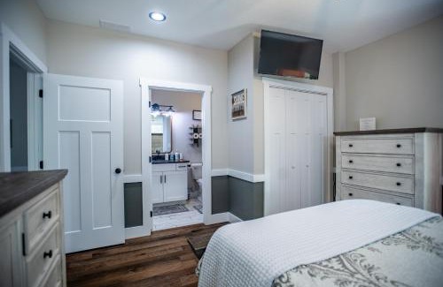 Weaverville House | Hidden Gem